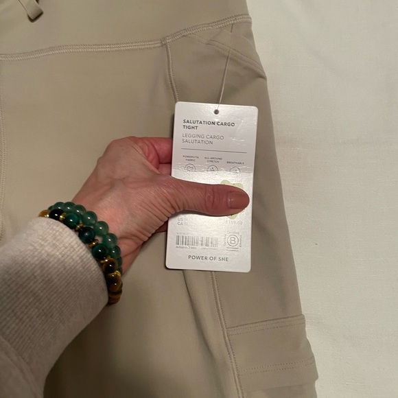 Athleta Salutation Stash High Rise Cargo Legging - Picture 5 of 8